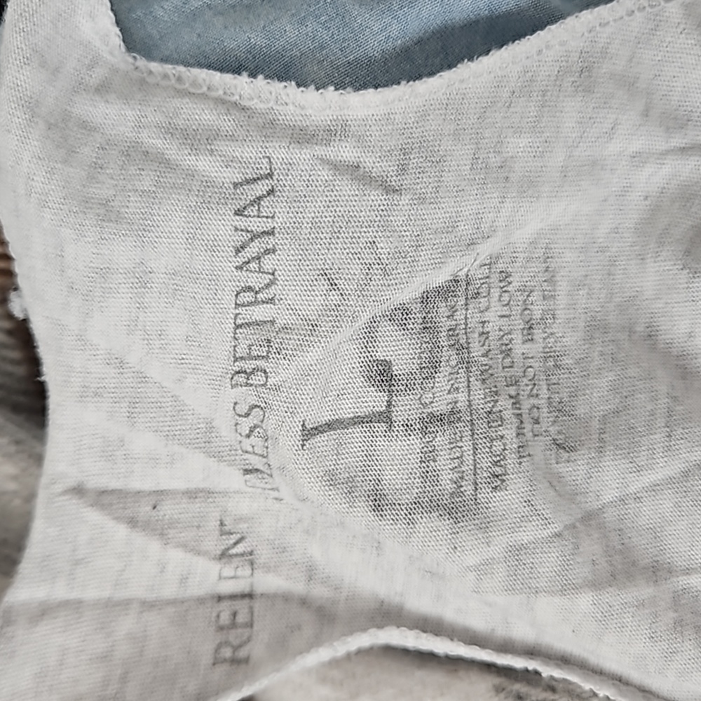 Relentless Betrayal tank top - Picture 3 of 3